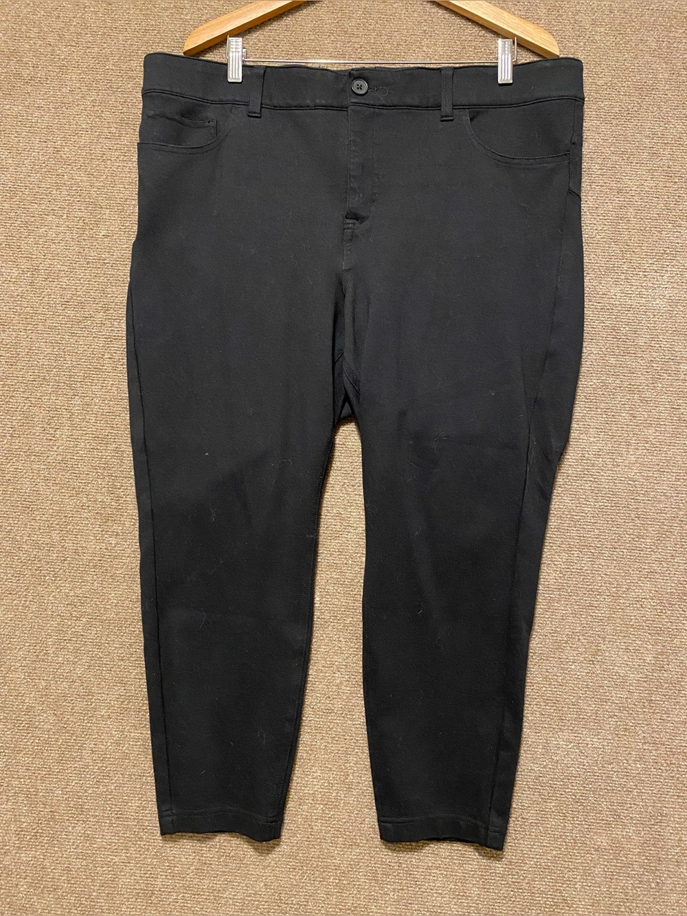 Torrid Studio Black Luxe Ponte Skinny Crop Pants 20R